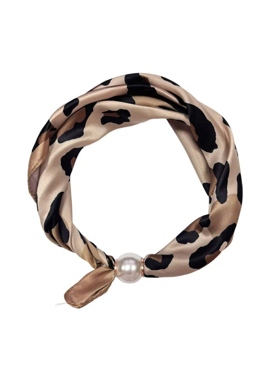 Foulard avec attache magnétique ✨