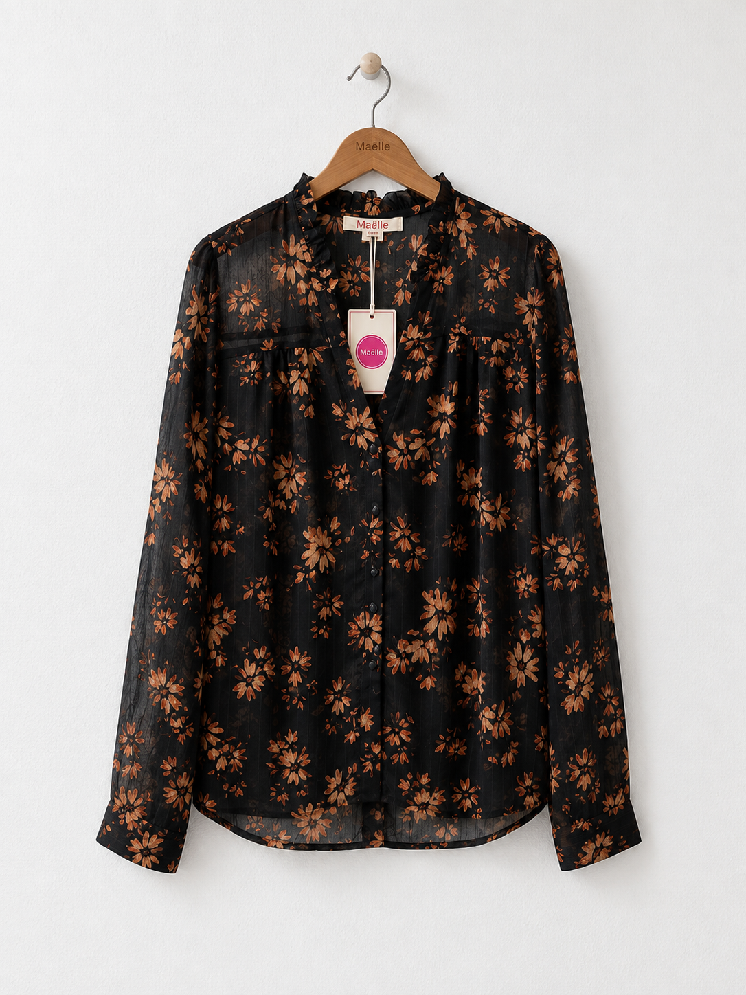 Nouvelle chemise noire fleurie 🌸🖤