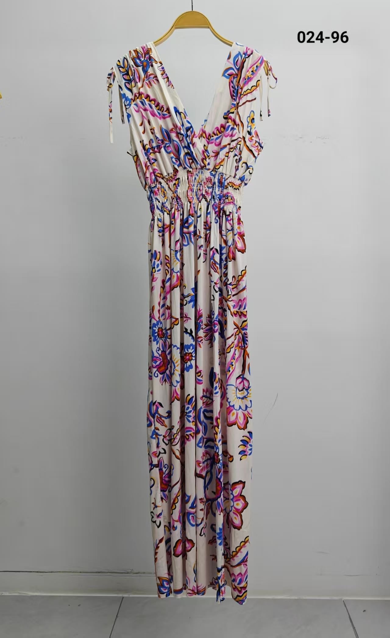 Robe magique ( J 24-96)