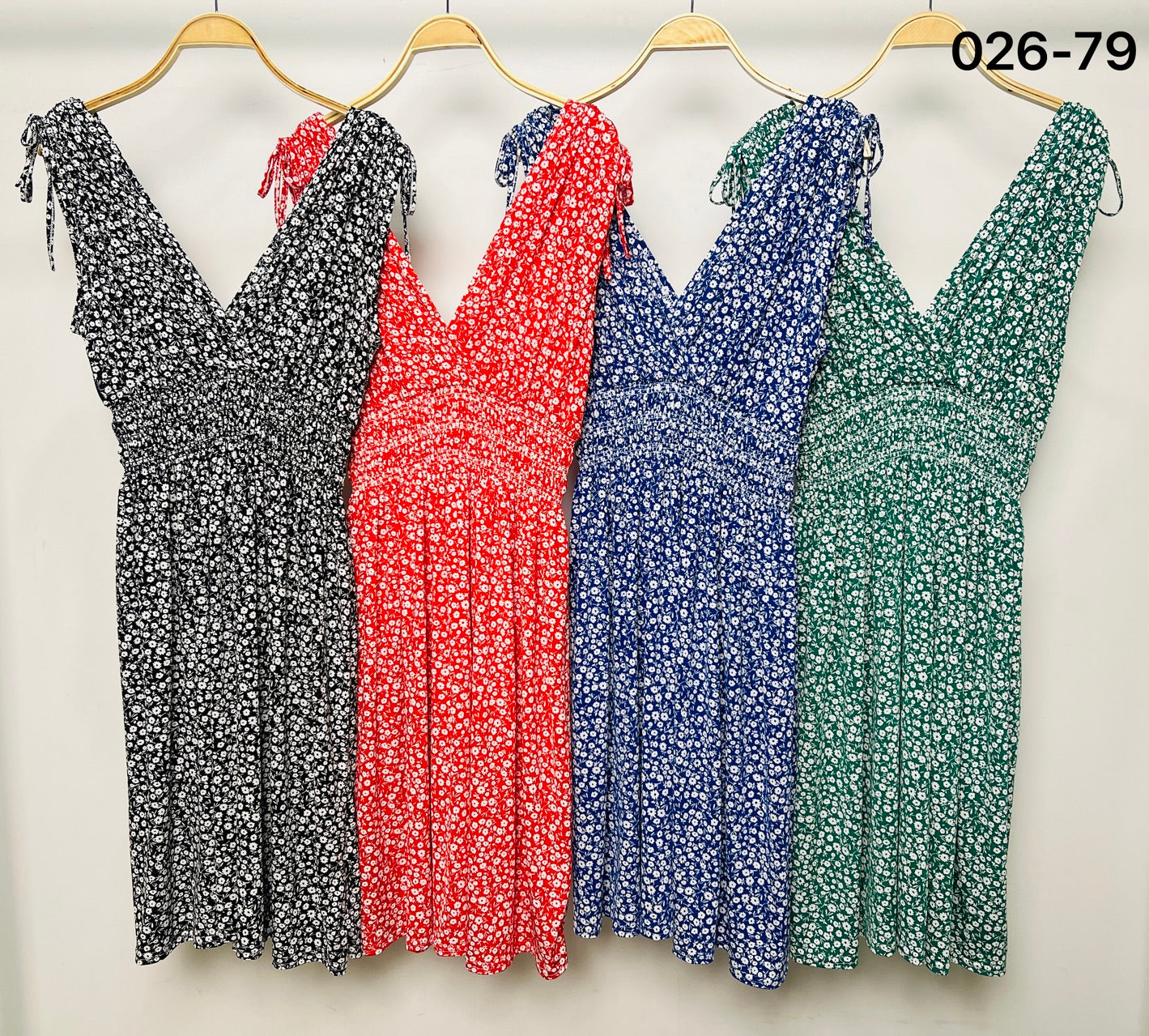 Robe magique courte (026-79)