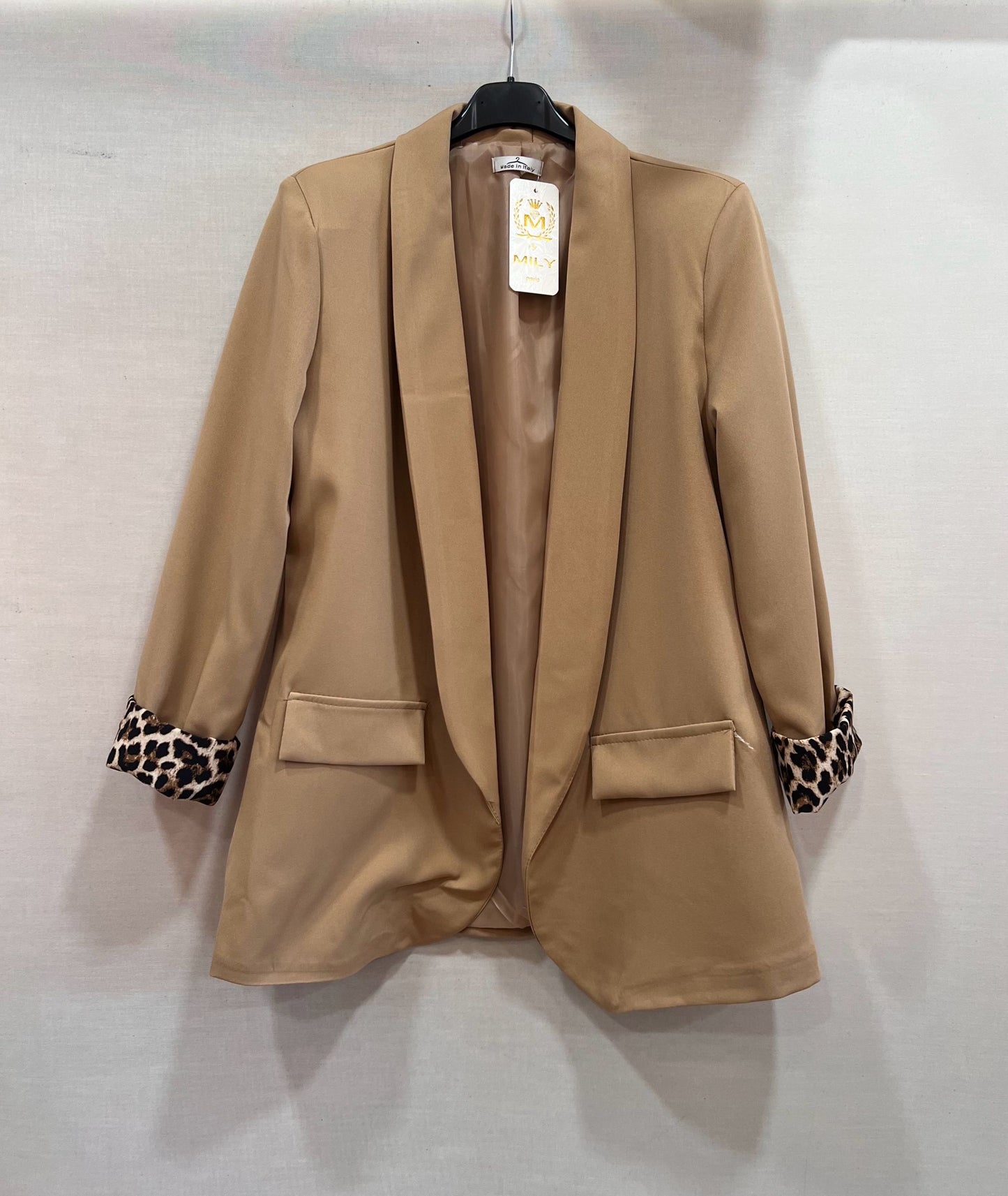 Veste camel détail léopard