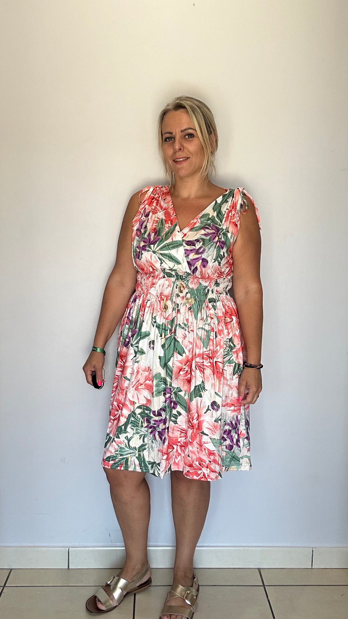 Robe magique courte (1931-A18)