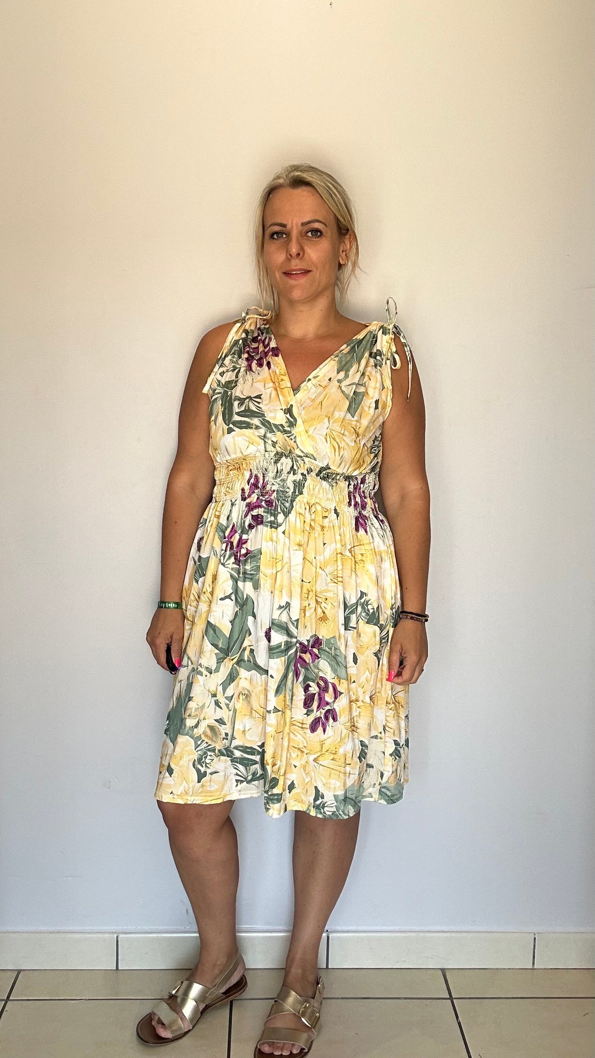 Robe magique courte (1931-A18)