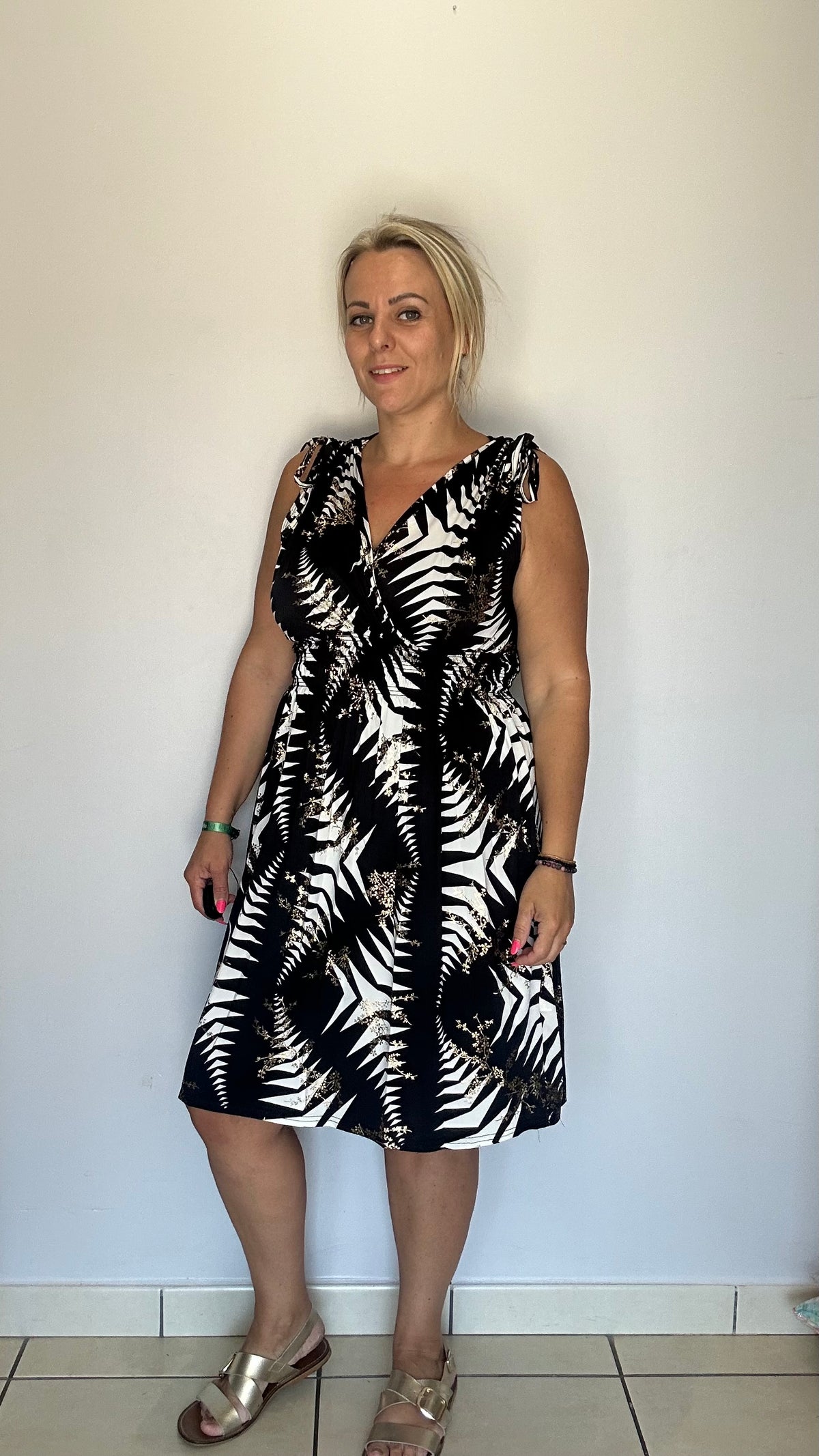 Robe magique courte (1931-A8)