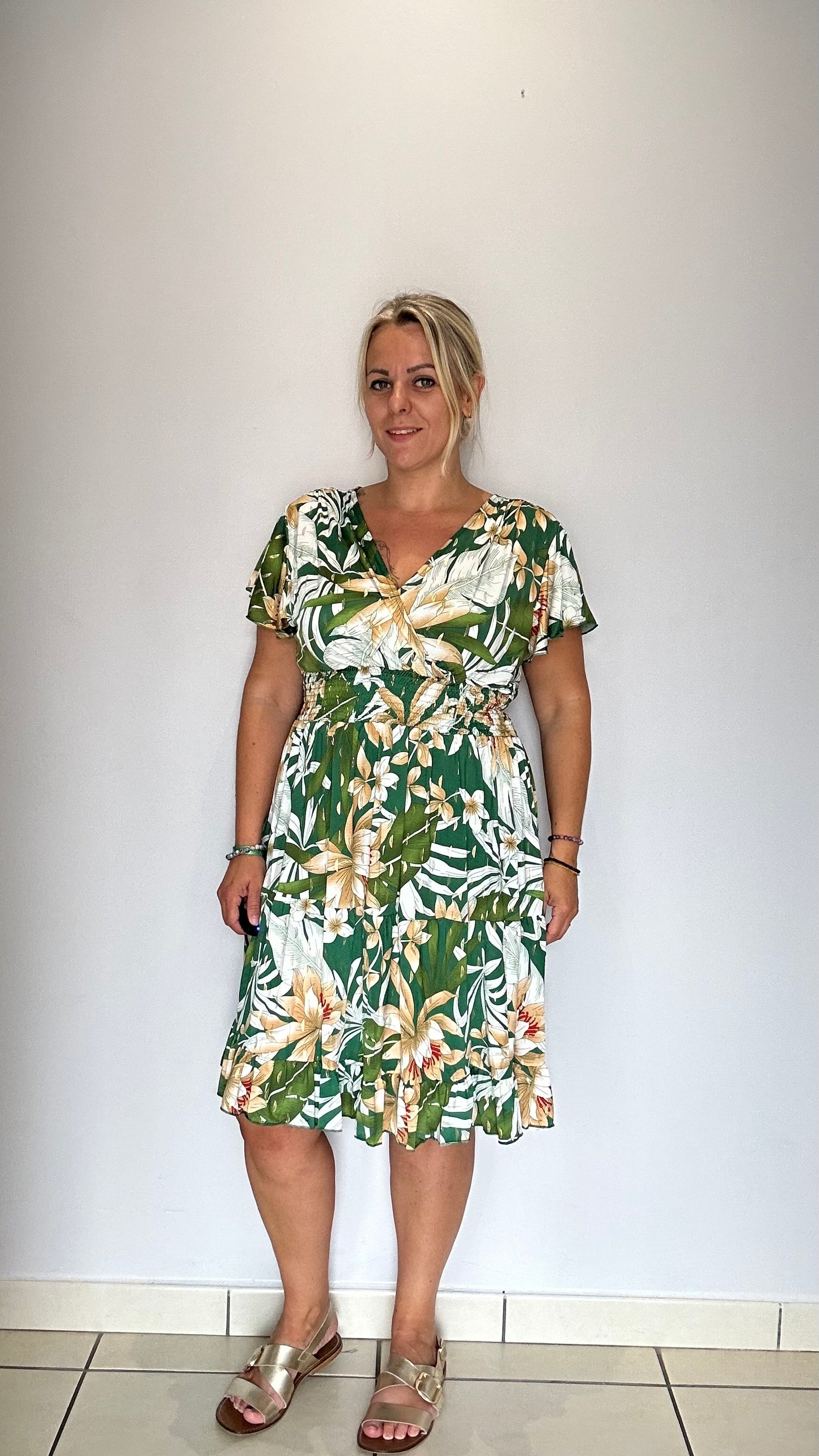 Robe magique courte (500 B)