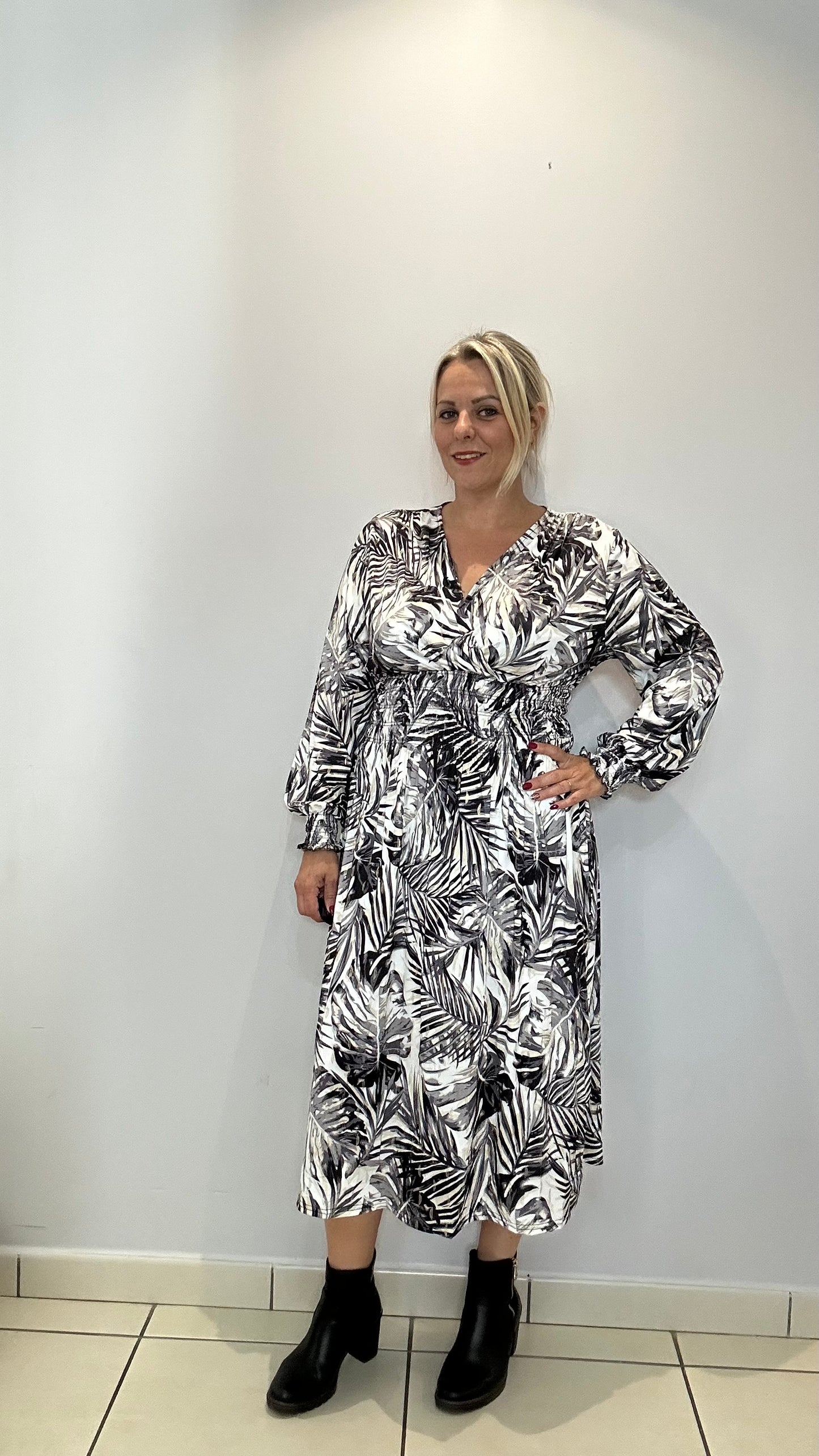 Robe magique mi longue ( 437-12)