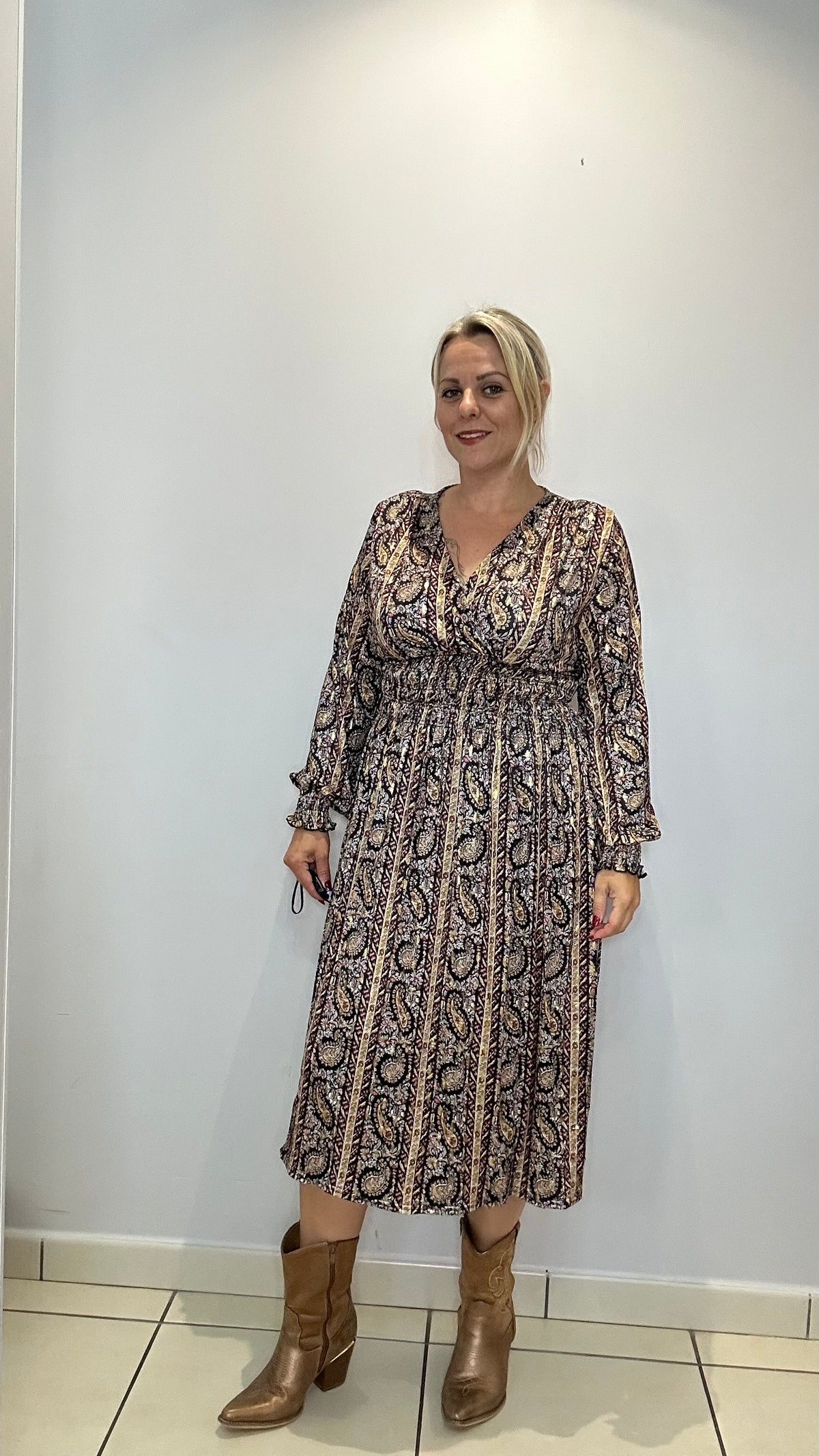 Robe magique mi longue (437 Q)