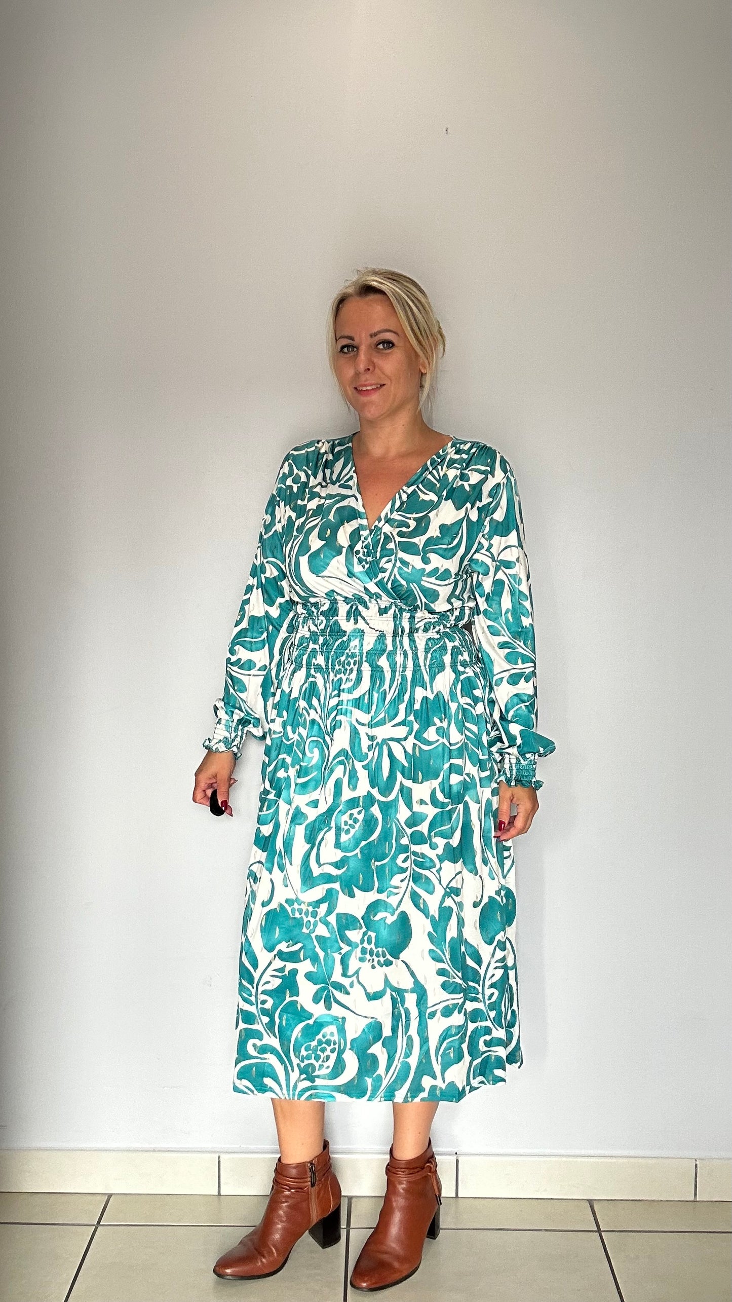 Robe magique mi longue (437 Z)