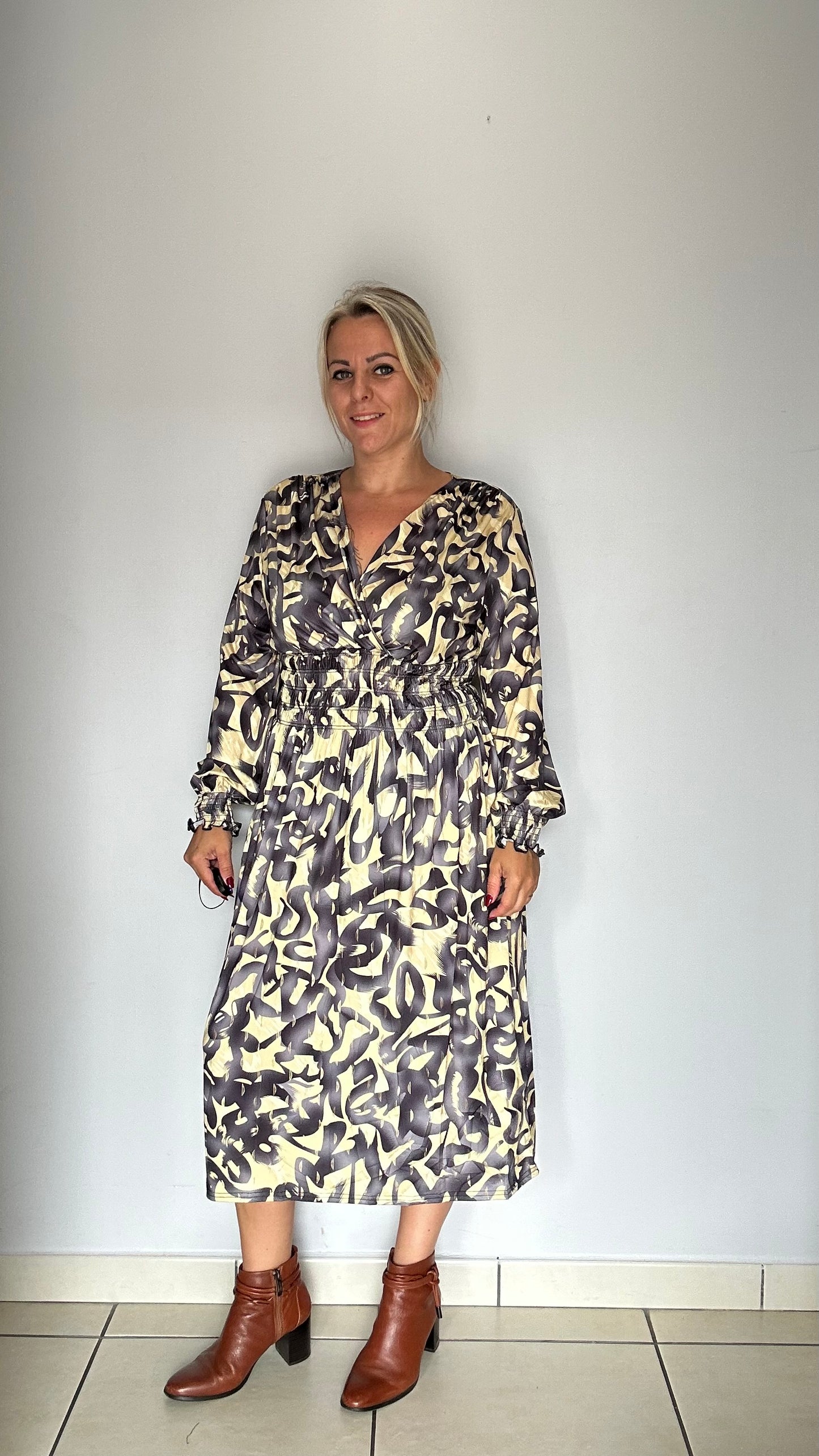 Robe magique mi longue (437 9)