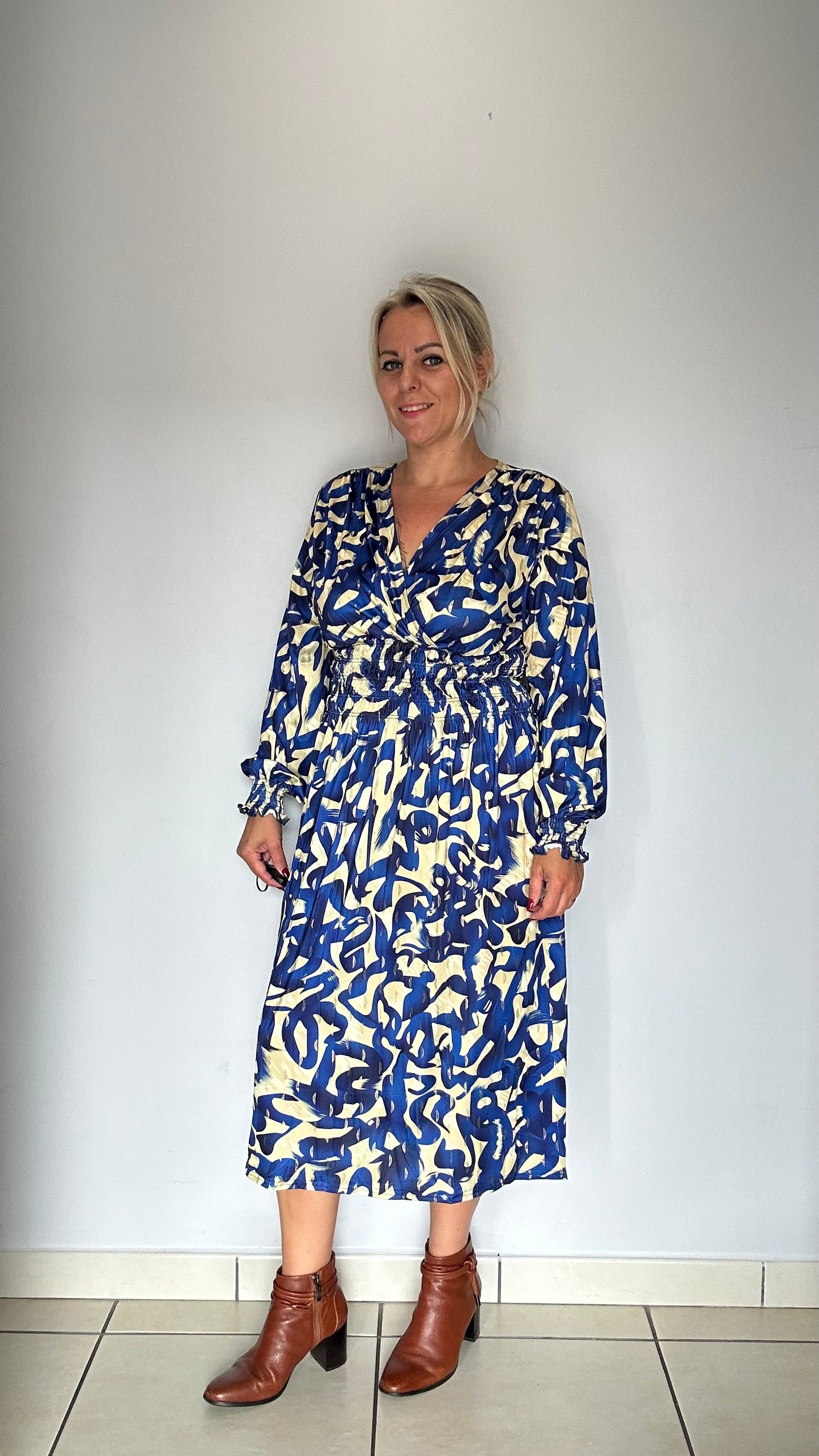 Robe magique mi longue (437 9)