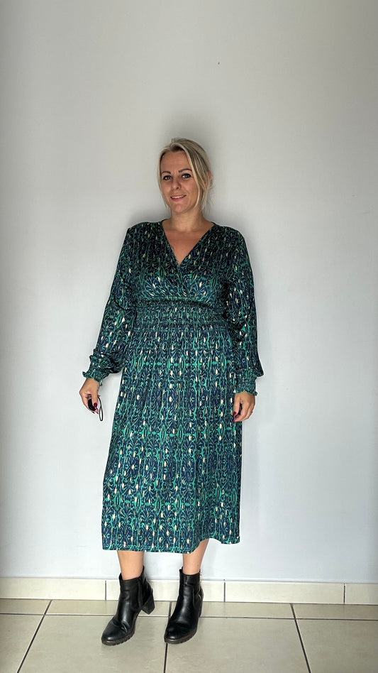 Robe magique mi longue (437 P)