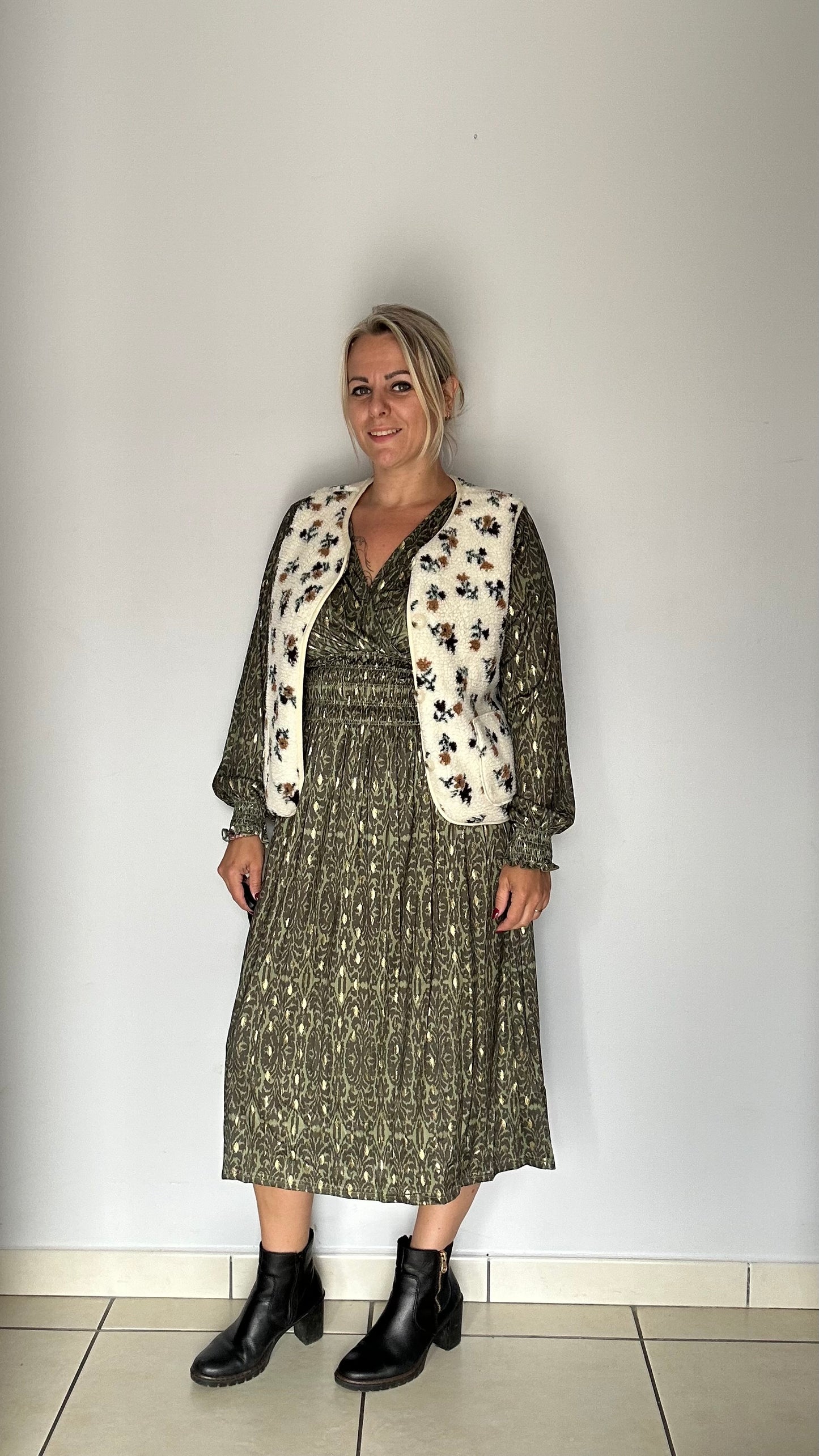 Robe magique mi longue (437 P)