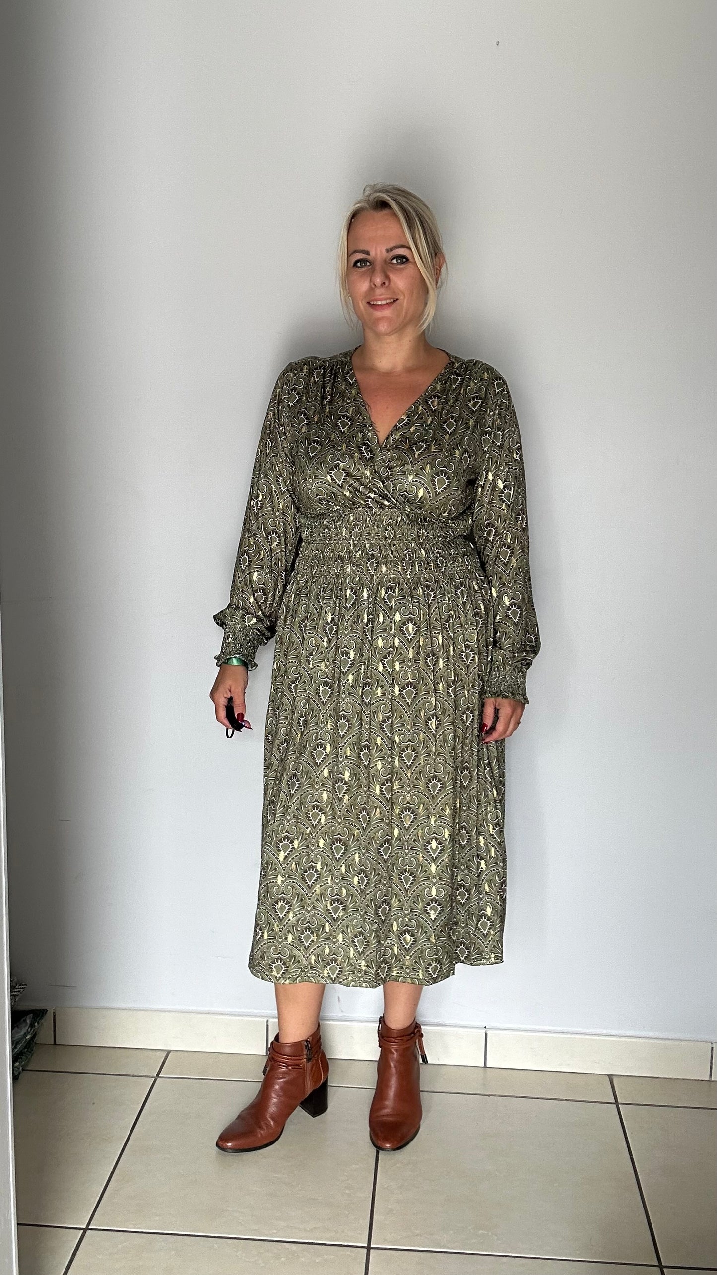Robe magique mi longue (437 M)