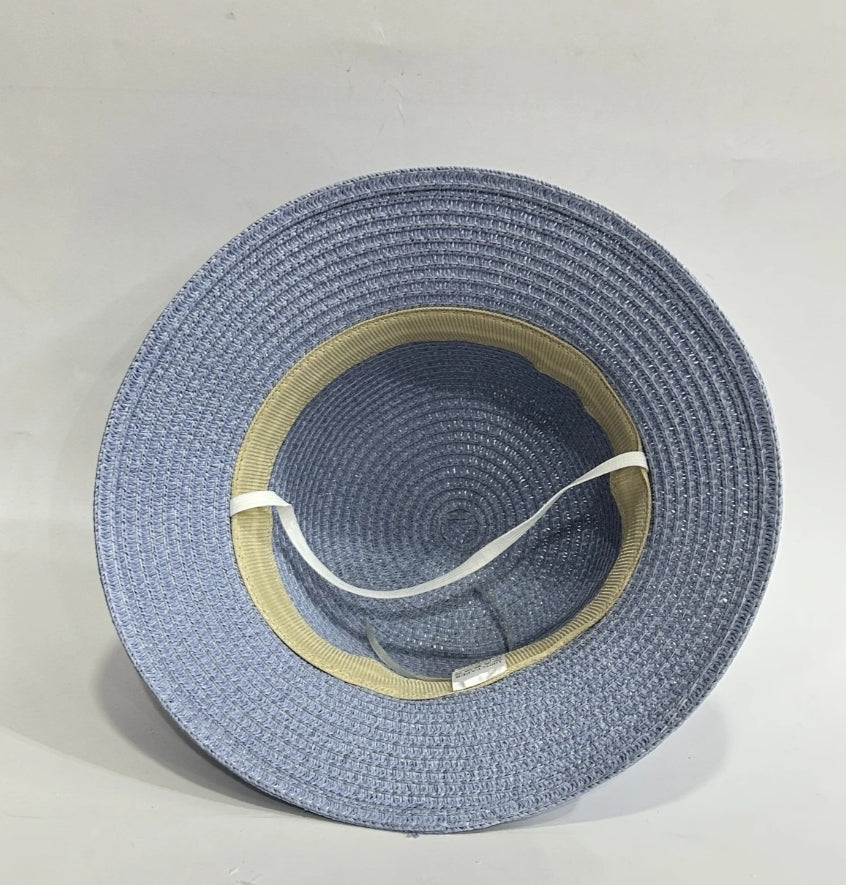 Chapeau fille, décor petites fleurs