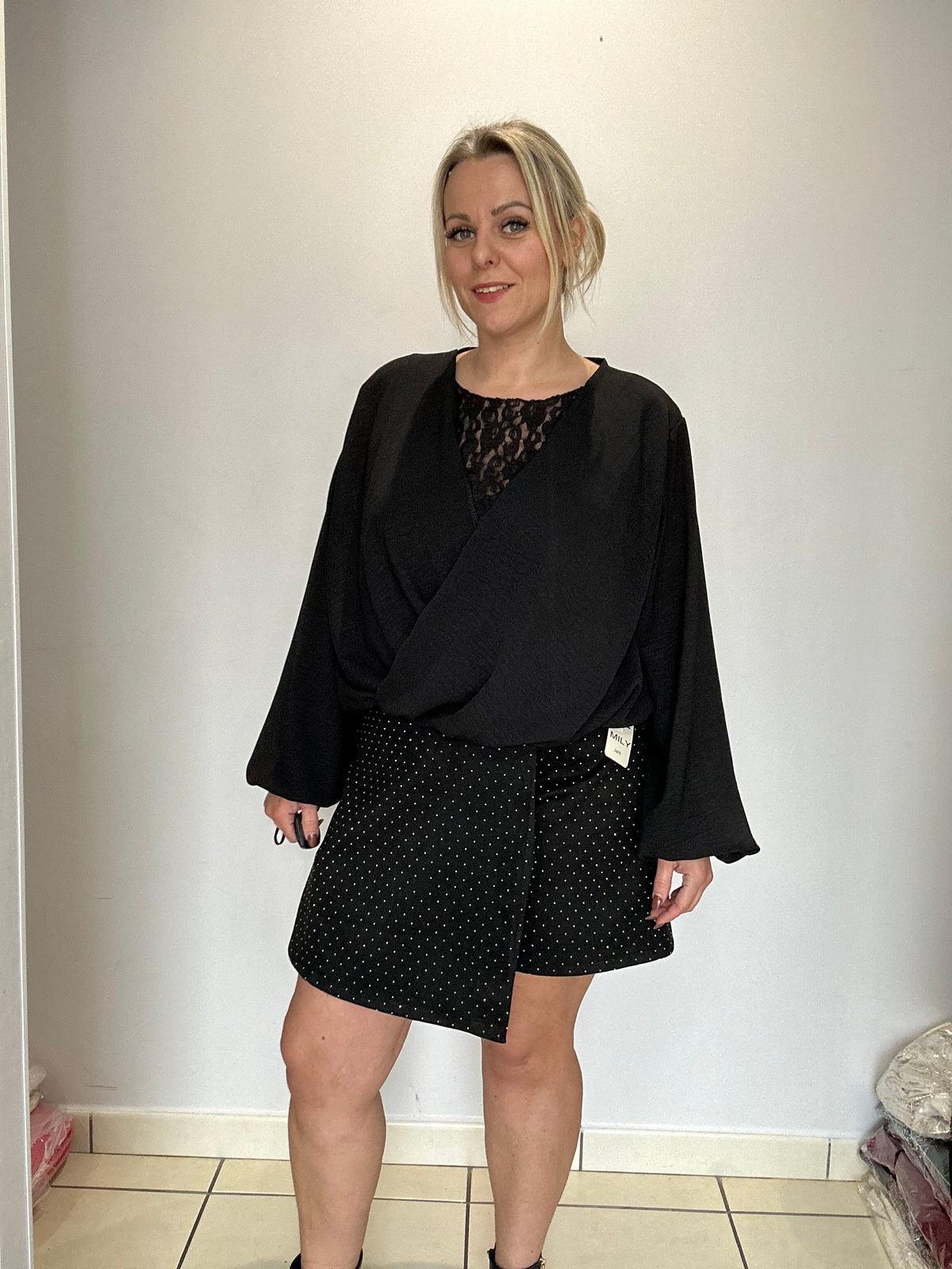 ✨ Jupe-short en suédine à strass ✨