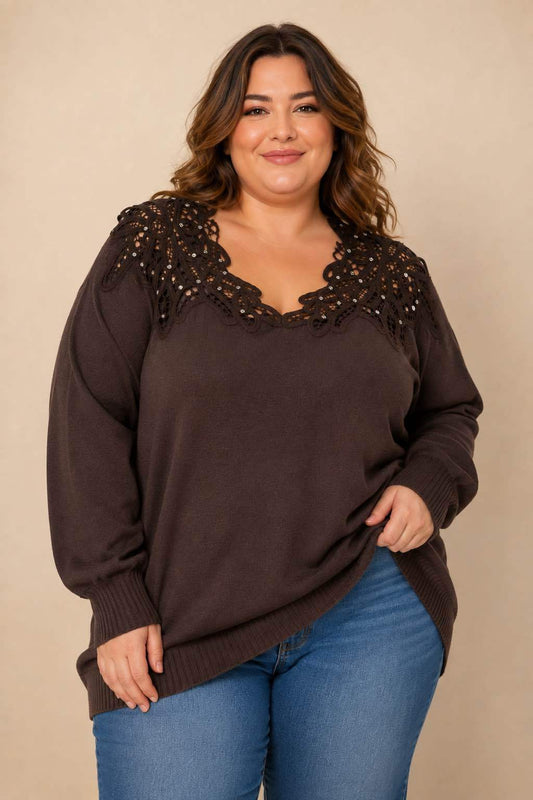 Pull en maille douce avec détails en dentelle et strass ✨
