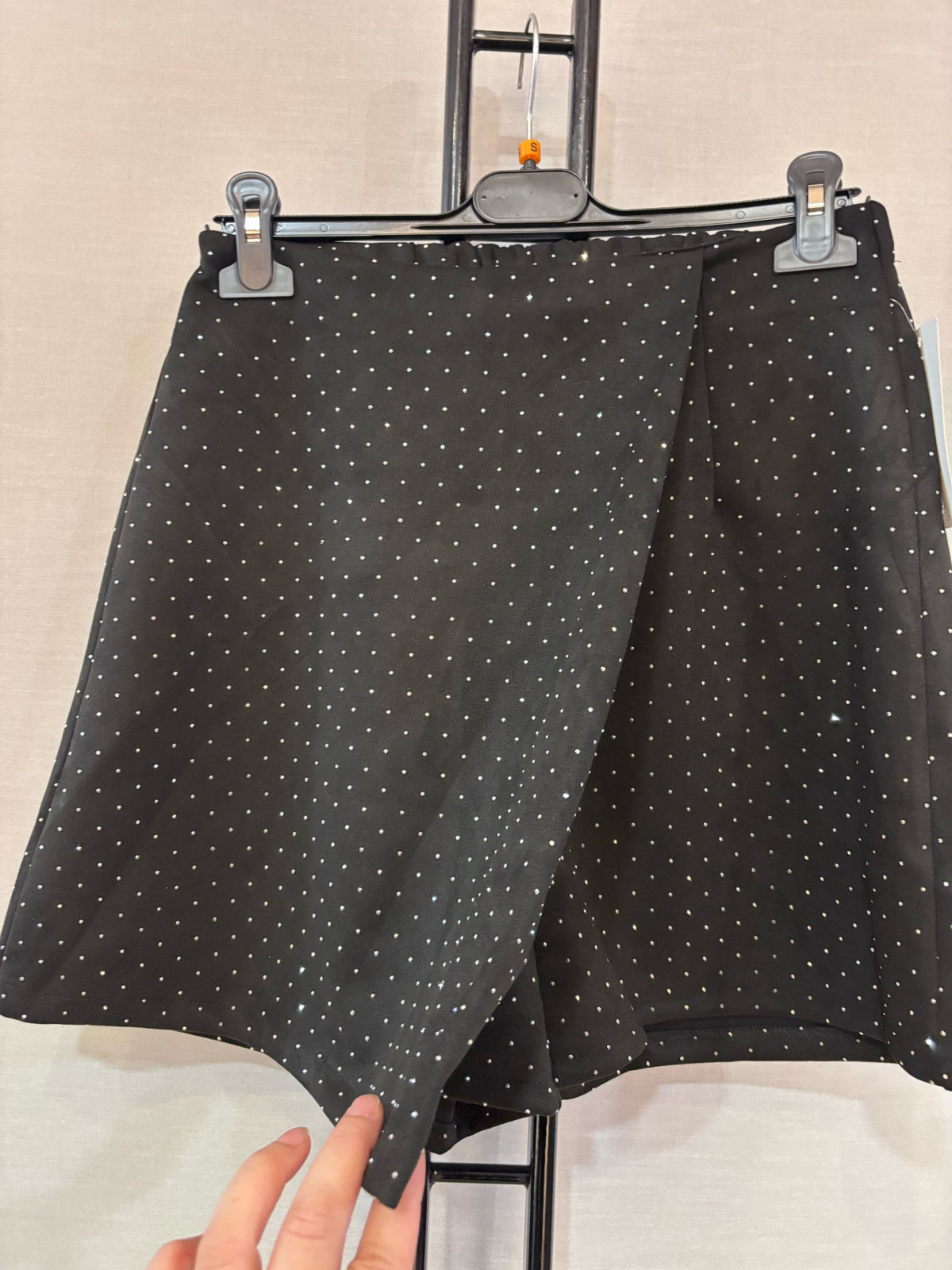 ✨ Jupe-short en suédine à strass ✨
