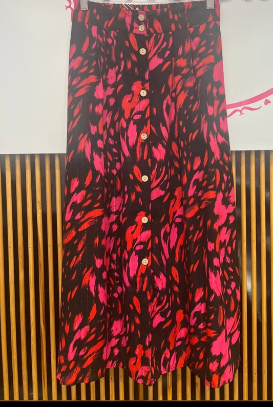 Jupe noir et rouge