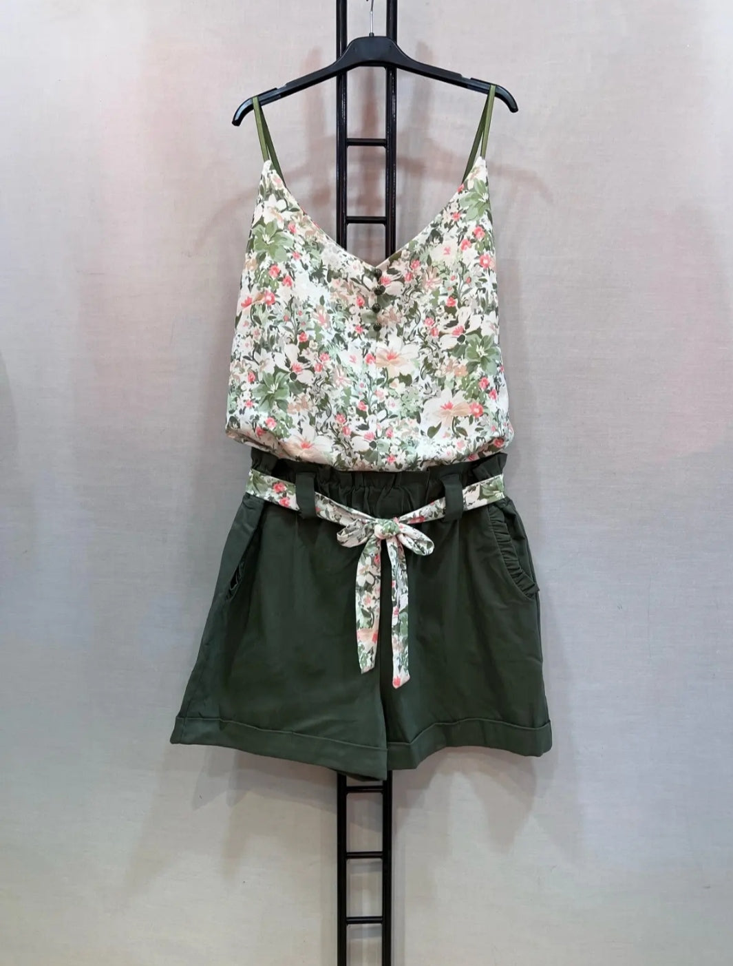 Short kaki grande taille