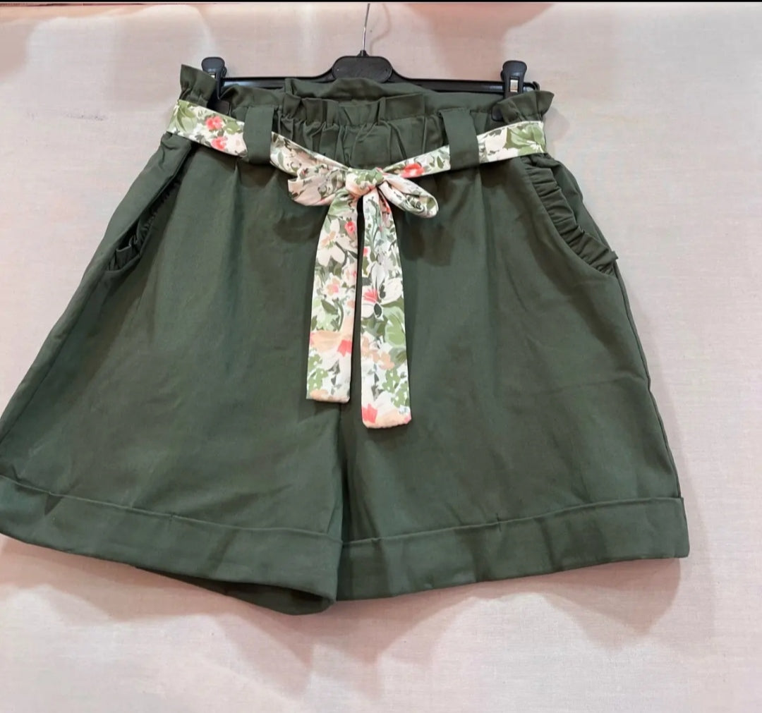 Short kaki grande taille