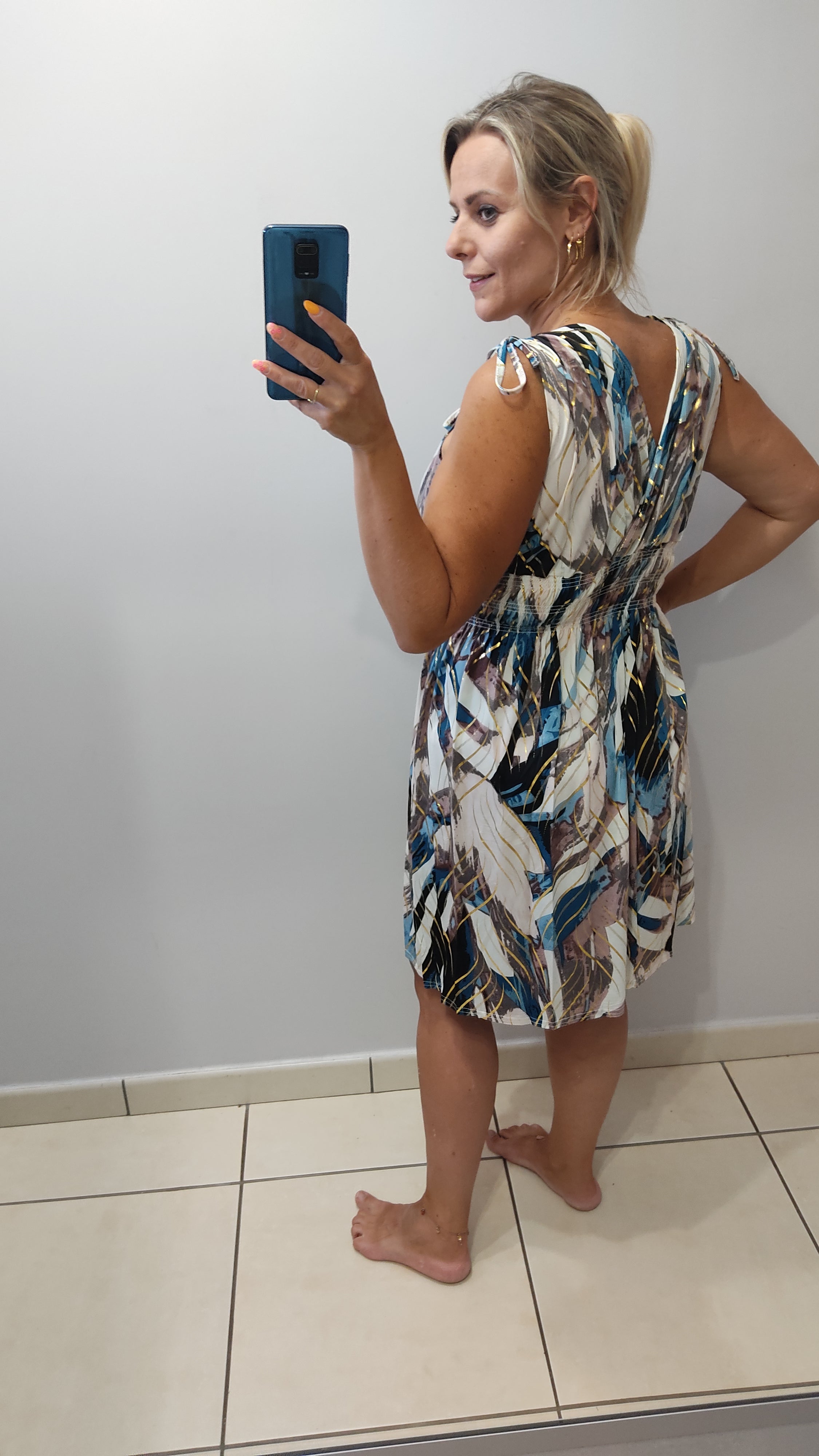 Robe magique courte